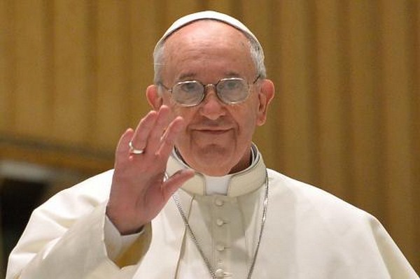 البابا يناشد العالم لايقاف جرائم داعش الوحشية